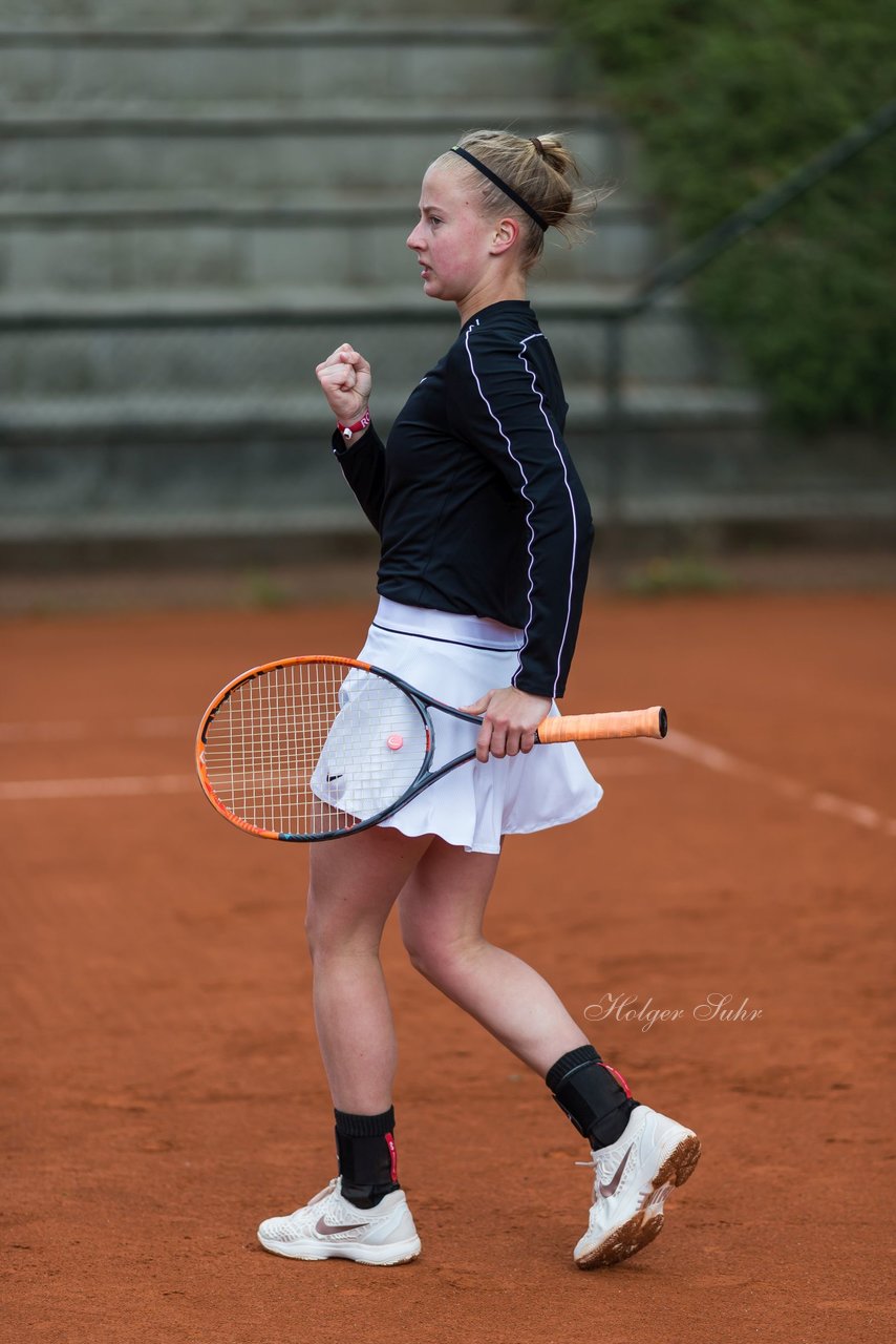 Ann-Sophie Funke 135 - NL Uhlenhorster HC - VfL Westercelle : Ergebnis: 1:8